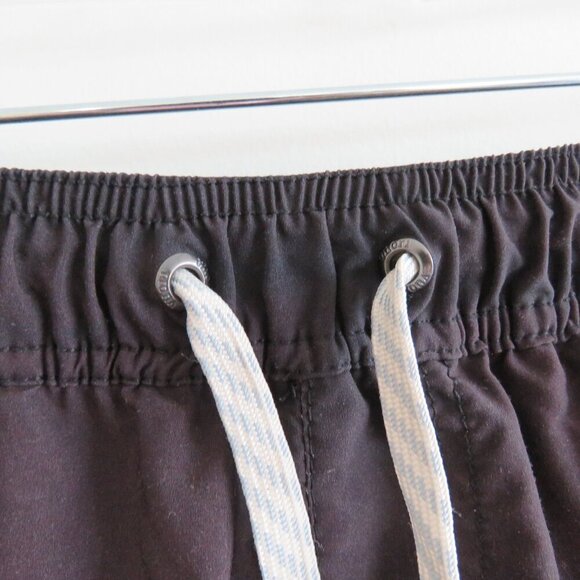 VUORI Kore Shorts in Brown Canyon Texture Athleisure Workout Gorpcore Gym Size L - Picture 4 of 13